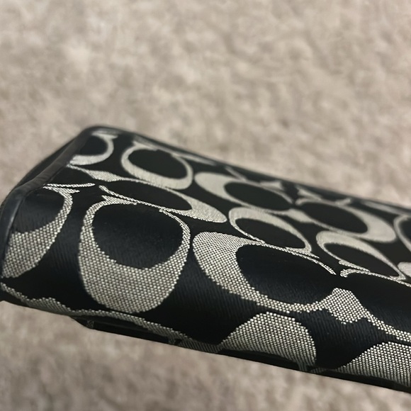 Coach wallet, wristlet - Picture 6 of 16
